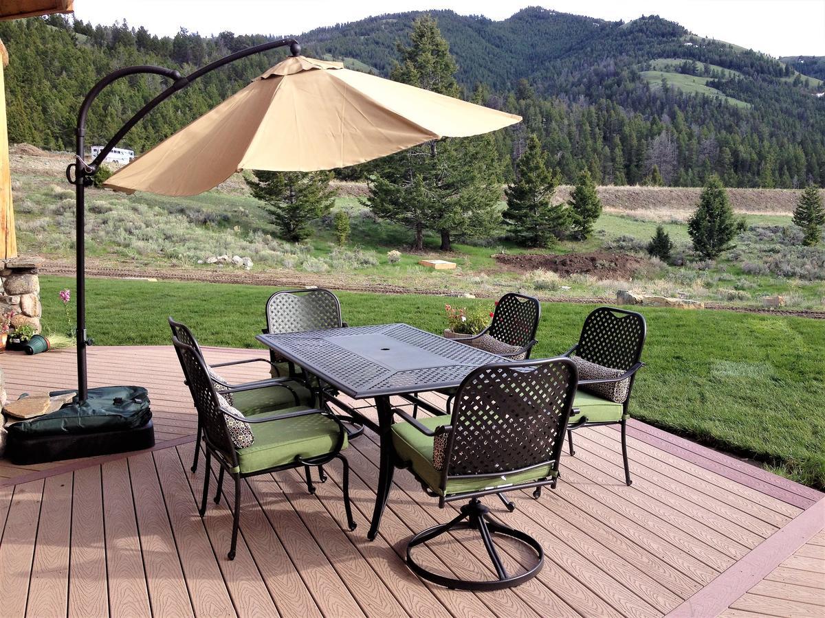 Mcdonald'S Ranch Lodge Gardiner Exterior foto