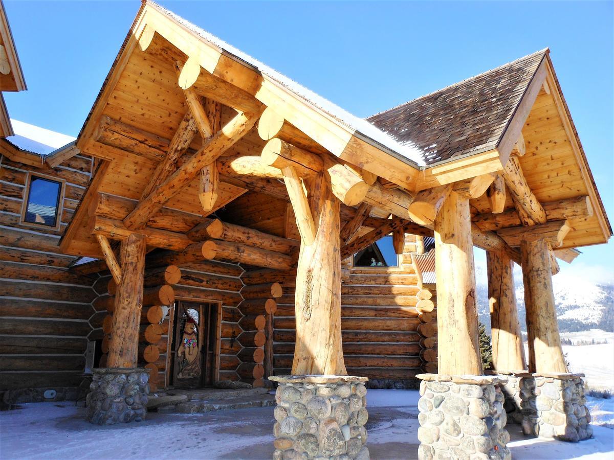 Mcdonald'S Ranch Lodge Gardiner Exterior foto