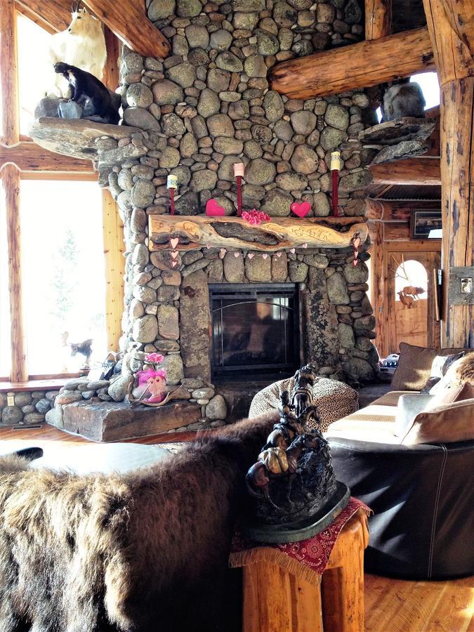 Mcdonald'S Ranch Lodge Gardiner Exterior foto